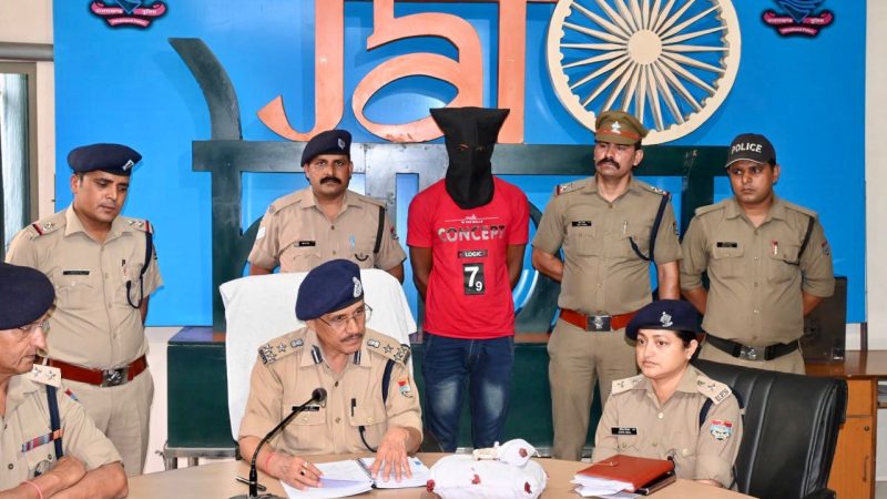 क्लेमेन्टाउन क्षेत्र में हुए डबल मर्डर का पुलिस ने किया खुलासा ,पुरानी रंजिश के चलते भाई ने उतारा जीजा ओर बहन को मौत के घाट।
