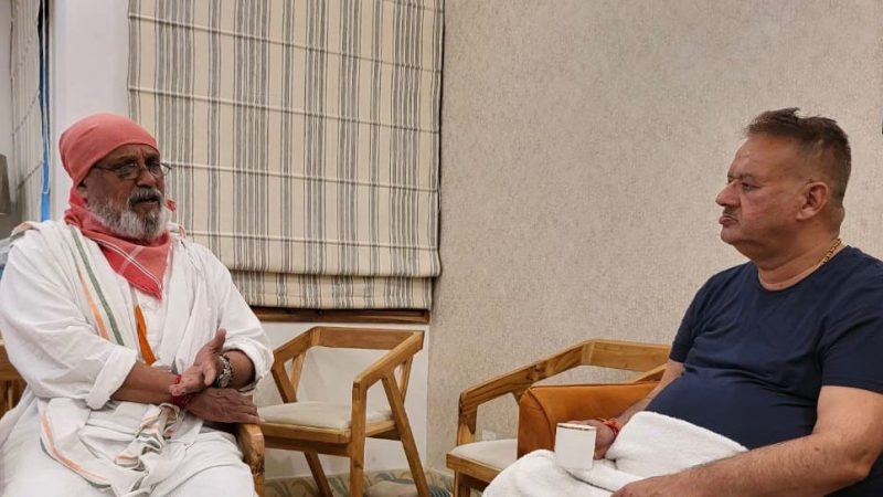 कृषि मंत्री से मिले पर्यावरणविद् मंदिर, मिट्टी, मां गंगा, महिला तथा मिलेट्स को लेकर चर्चा,  श्री अन्न को मंदिरों में प्रसाद के रूप में शुरू किए जाने को लेकर जल्द की जाएगी बैठक।