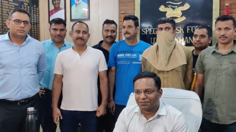 एसटीएफ को मिली बड़ी कामयाबी, हरिद्वार पुलिस के दो जवानों को गोली मारने वाला इनामी कुख्यात किया गिरफ्तार।