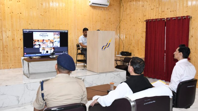 मुख्यमंत्री ने आपदा के दृष्टिगत कुमाऊं मण्डल में अधिकारियों से वीडियो कॉन्फ्रेंसिंग के माध्यम से की समीक्षा, आपदा क्षेत्र में प्रभावितों की स्वयं रेस्क्यू का नेतृत्व करें जिलाधिकारी।