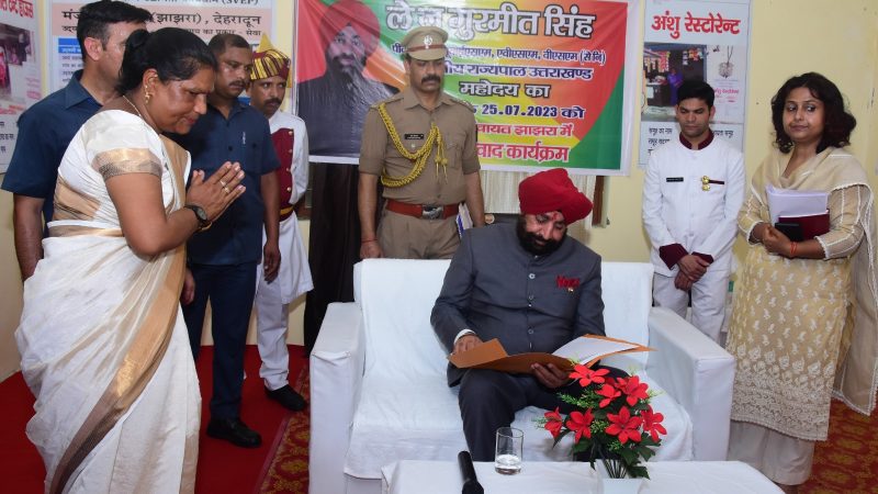 देहरादून के इस ग्राम पंचायत में पहुँचे राज्यपाल, चौपाल लगाकर सुनी लोगों की समस्याएं,आशा एवं आंगनबाड़ी कार्यकत्रियां का हौसला बढ़ाना आवश्यक।