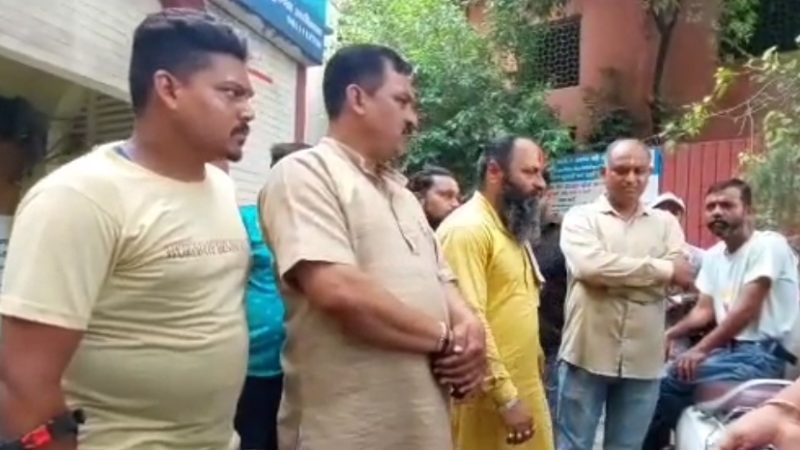 देहरादून से बड़ी खबर- पुजारी पर लगा छेड़छाड़ का आरोप, गिरफ्तार।
