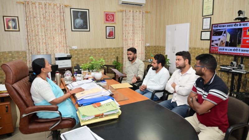 अपर मुख्य सचिव से सचिवालय में उत्तराखण्ड बेरोजगार संघ के सदस्यों ने की मुलाकात, विभिन्न समस्याओं से कराया अवगत।