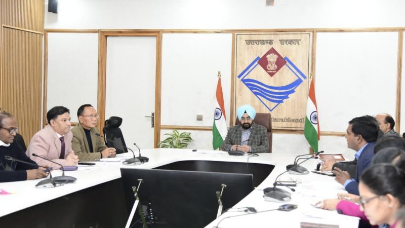 विभिन्न विभागों की परिसम्पत्तियों एवं भूमि पर अतिक्रमण रोकने के लिए सभी जिलाधिकारियों के साथ वीडियो कॉन्फ्रेंसिंग के माध्यम से मुख्यसचिव ने की बैठक।