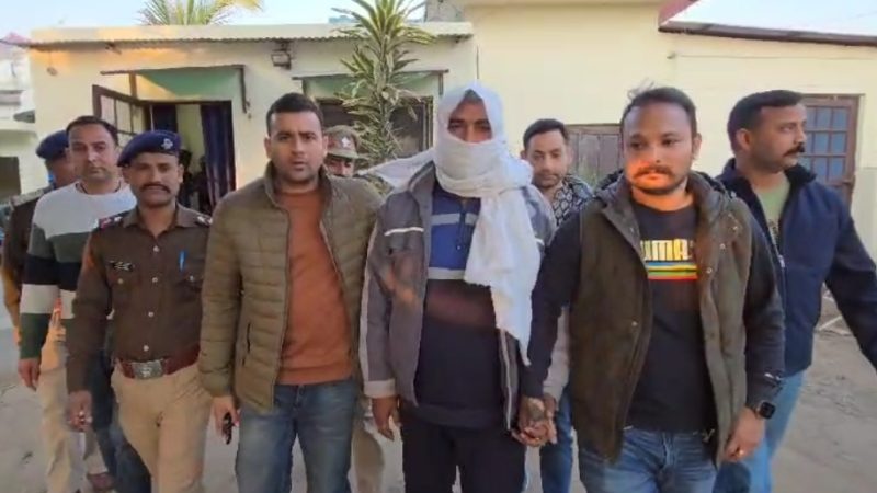 हल्द्वानी हिंसा का मास्टरमाइंड दिल्ली में हुआ गिरफ्तार, अब्दुल मलिक की हल्द्वानी दंगे के मामले में थी तलाश।