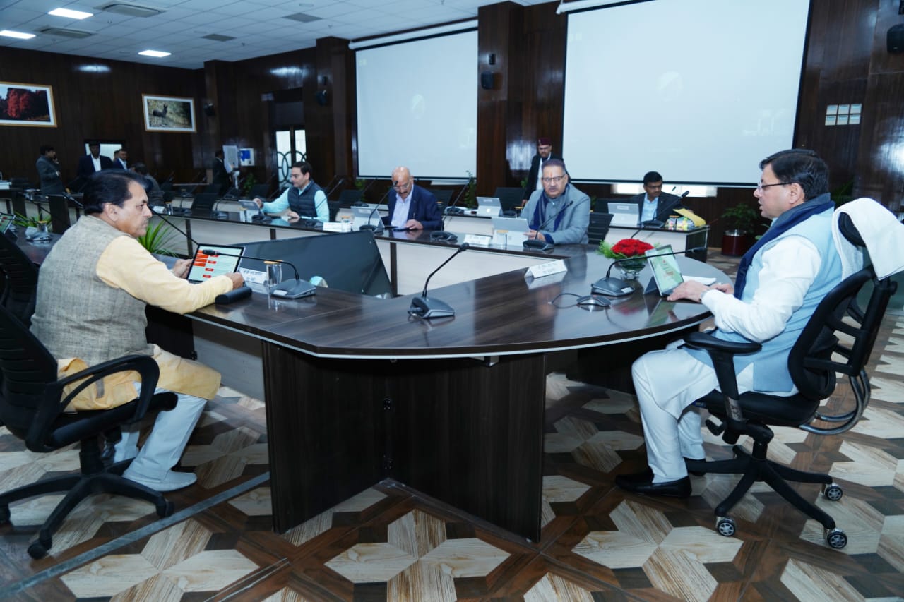 मुख्यमंत्री धामी की अध्यक्षता मे हुई कैबिनेट बैठक, लिए गए महत्वपूर्ण निर्णय।