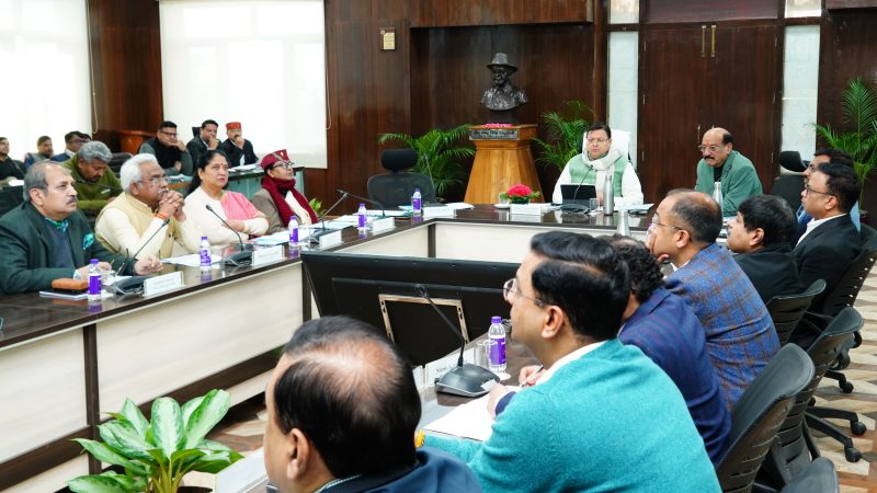 मुख़्यमंत्री ने कहा वैडिंग डेस्टिनेशन विकसित करने के लिए 04 सप्ताह में पॉलिसी बनाये,  एन शहरों मे एयरपोर्ट में विमानों की नाइट लैंडिग की जल्द होगी व्यवस्था, दो नये शहरों को विकसित करने की कार्ययोजना तैयार, विरासत के साथ विकास के मॉडल पर होगा कार्य।