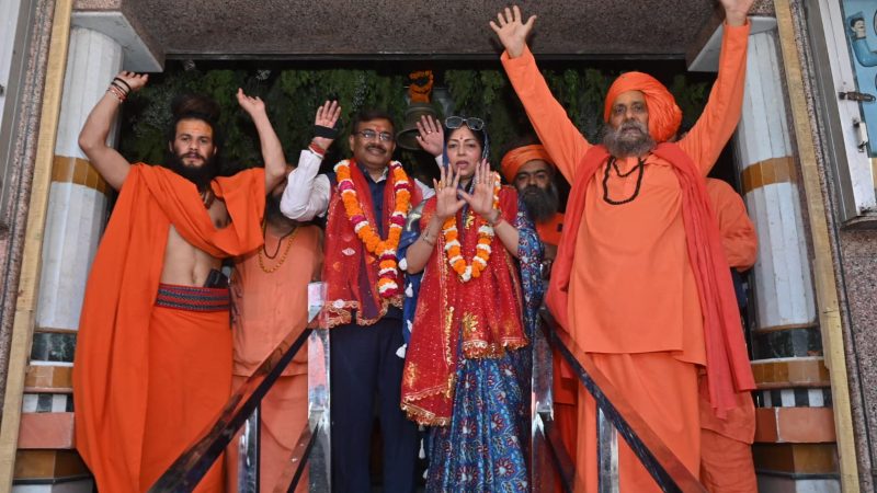 मुख्य सचिव ने हरिद्वार पहुंचकर आगामी 2027 कुंभ और चारधाम यात्रा की तैयारियों को लेकर जनपद के वरिष्ठ अधिकारियों के साथ की बैठक।