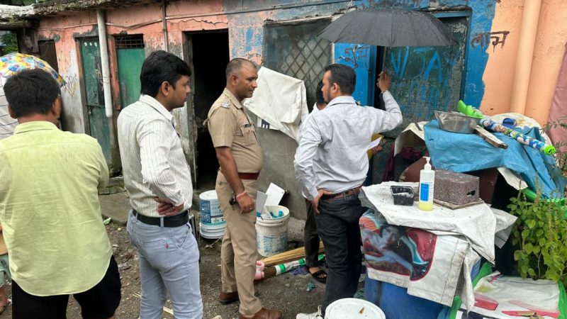 राजधानी देहरादून मे जोरदार धमाका, फॉरेंसिक टीम और बम डिस्पोजल स्क्वाड ने किया घटनास्थल का निरीक्षण।