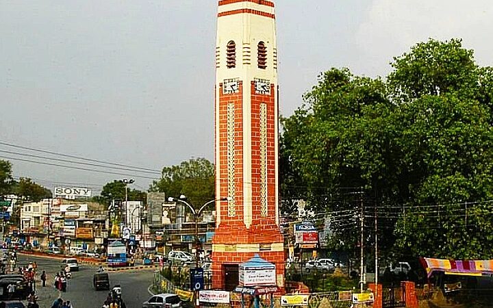 जनपद में भारी बारिश का ‘रेड’ अलर्ट जारी, आपदा न्यूनीकरण के दृष्टिगत जनपद के कक्षा 01 से 12 तक संचालित समस्त शैक्षणिक संस्थाओं और आंगनबाडी केन्द्रों में एक दिन का अवकाश किया घोषित।