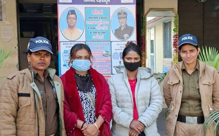 भारत में बांग्लादेशी और रोहिंग्या की अवैध घुसपैठ पर सख्ती, उत्तराखंड में बढ़ी कार्रवाई।