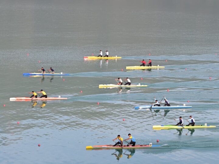 टिहरी झील में ‘इंटरनेशनल प्रेसिडेंट कप, ‘चतुर्थ टिहरी वाटर स्पोर्ट्स कप-2025’ का भव्य समापन, मुख्यमंत्री धामी पहुंचे समापन समारोह में।