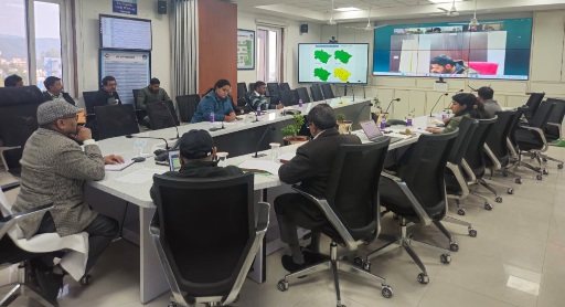 बारिश–बर्फबारी पर सरकार अलर्ट,चमोली में एवलांच का ऑरेंज अलर्ट, उच्च हिमालयी क्षेत्रों में सतर्कता बढ़ी।