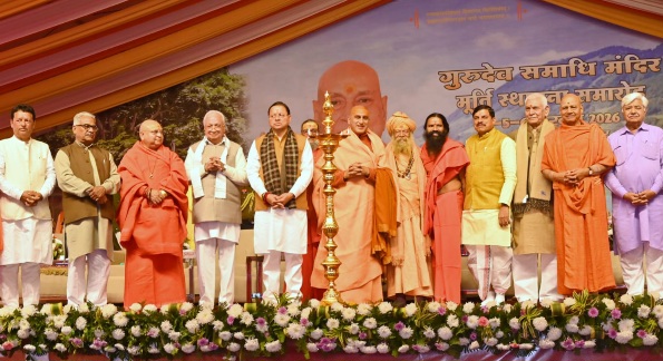 मुख्यमंत्री धामी के नेतृत्व में ‘जन-जन की सरकार, जन-जन के द्वार’ कार्यक्रम बना जनसुनवाई और सेवा का प्रभावी मॉडल।