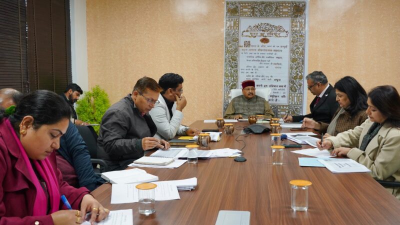 पंचायत भूमि के कब्ज़ों को चिह्नित कर तुरंत हटायें: महाराज,  29 विषयों को हस्तांतरित किए जाने की कार्यवाही को तुरंत अमल लाने के निर्देश।