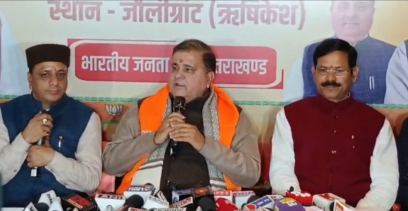 जौलीग्रांट के निजी होटल में भाजपा प्रदेश कमेटी की कोर कमेटी की बैठक आयोजित।