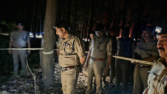 देहरादून में लूट के बाद फायरिंग, मुठभेड़ में एक बदमाश ढेर, थानाध्यक्ष समेत तीन घायल।