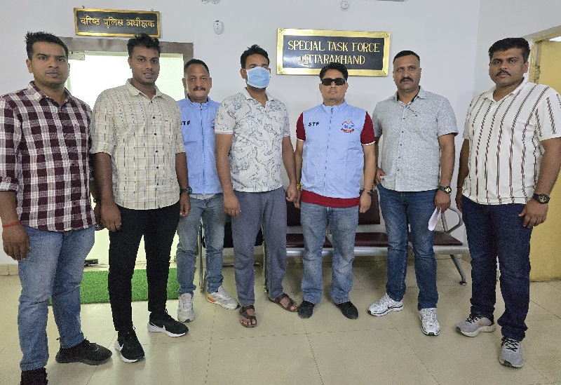 गोवा के करोड़ों की सेक्सटॉर्शन रैकेट का सरगना देहरादून से गिरफ्तार, 3 साल से था फरार।