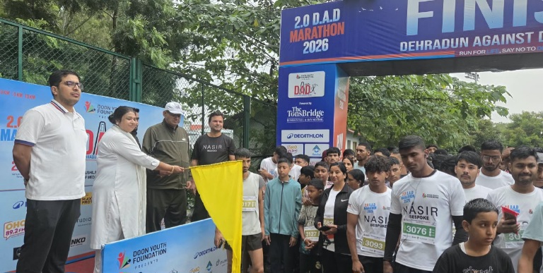 दून यूथ फाउंडेशन की ‘देहरादून अगेंस्ट ड्रग्स मैराथन’ को कैबिनेट मंत्री ने किया फ्लैग ऑफ।